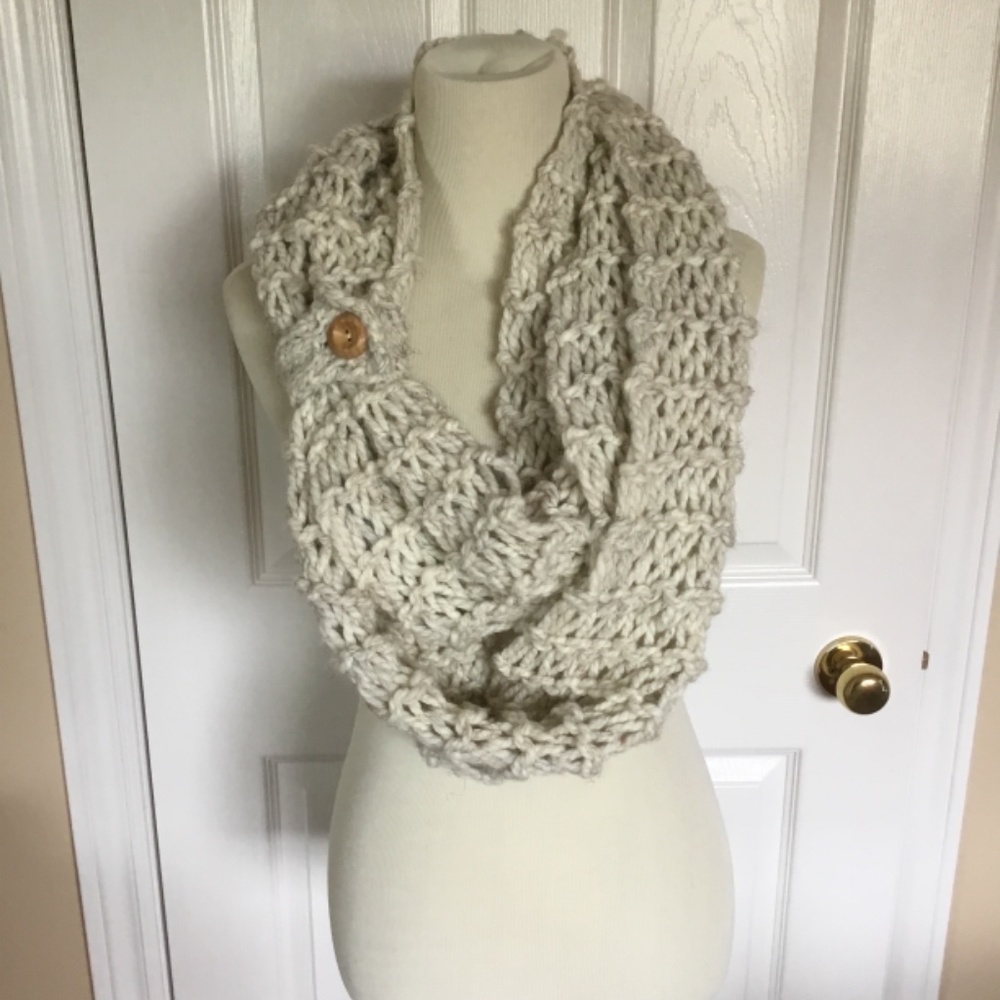 Hand Knit Soft Wool Infinity Scarf - Picture 3 of 4